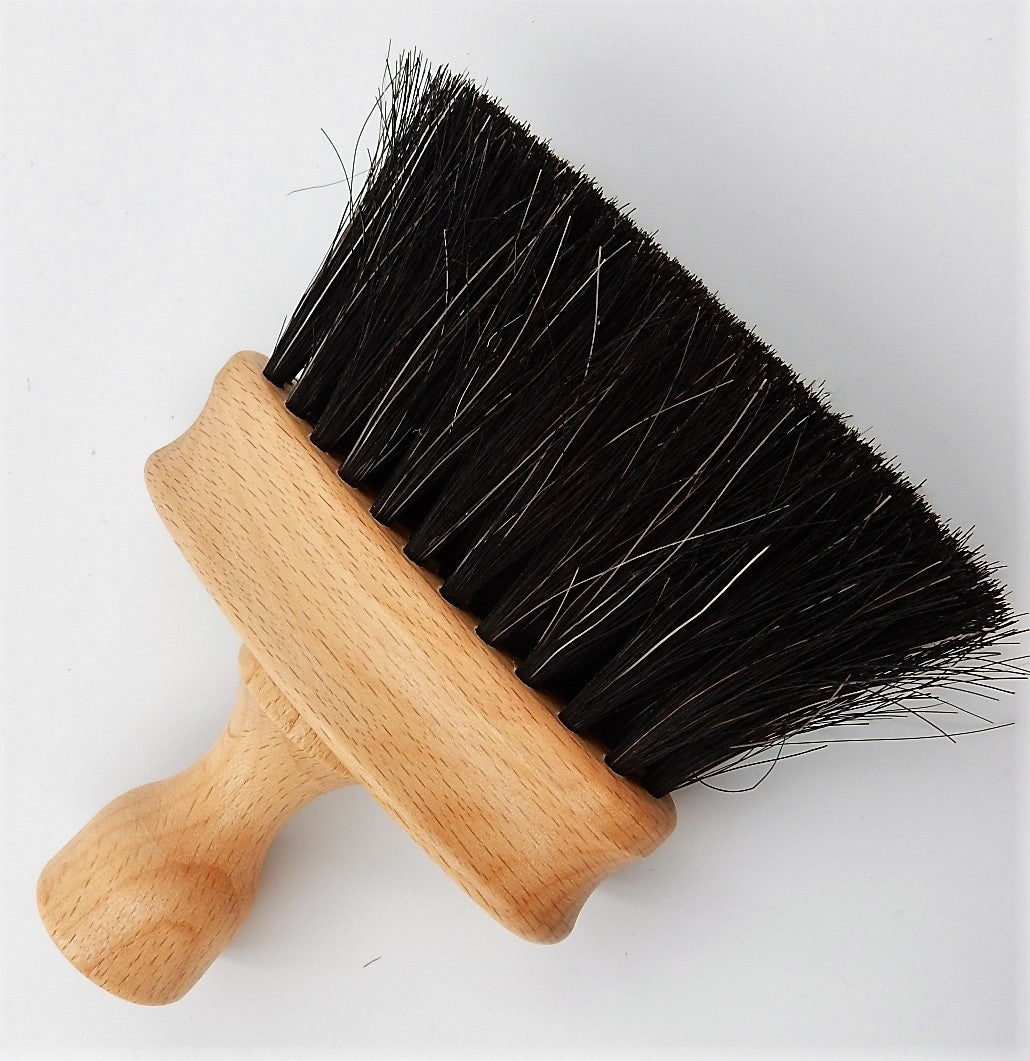 Nackenpinsel